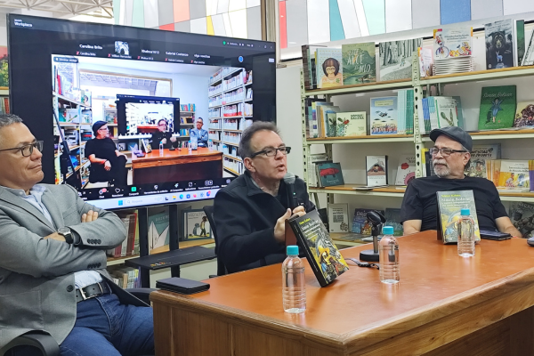 Néstor Kohan desmonta mitos historiográficos sobre Bolívar, Marx y San Martín en Librerías del Sur del CELARG