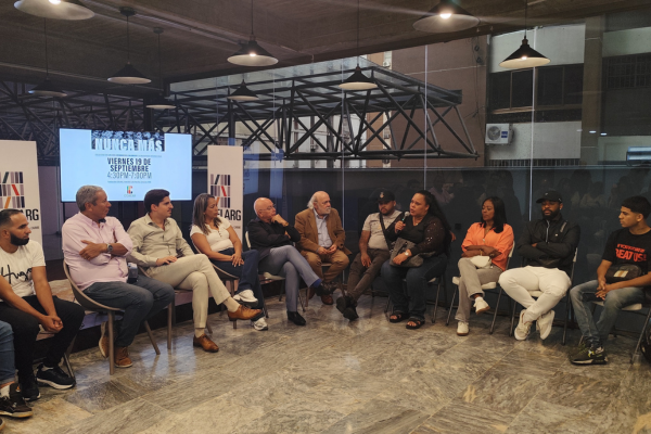 Liberados y familiares de secuestrados en El Salvador y EE.UU. alzan sus voces en Caracas